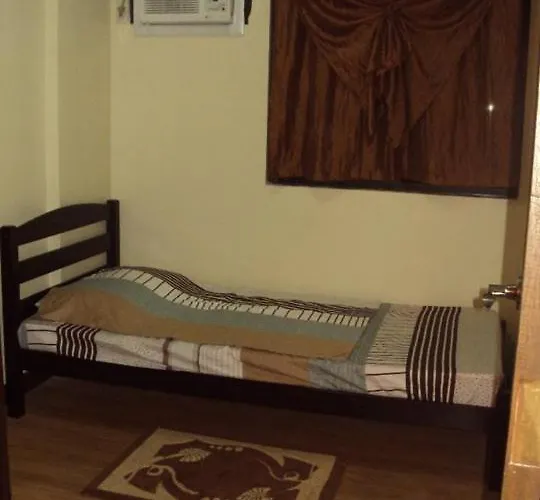 Tropical Hawaiian 2br Unit In Metro With Laundry Area - Sleeps 4 Apartamento Manila